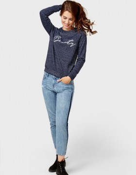 Long-sleeved